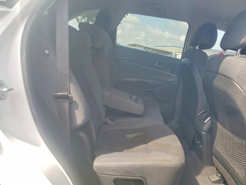Продажа на аукционе авто 2016 Kia Sorento, vin: 5XYPG4A53GG163550, номер лота: 62653356