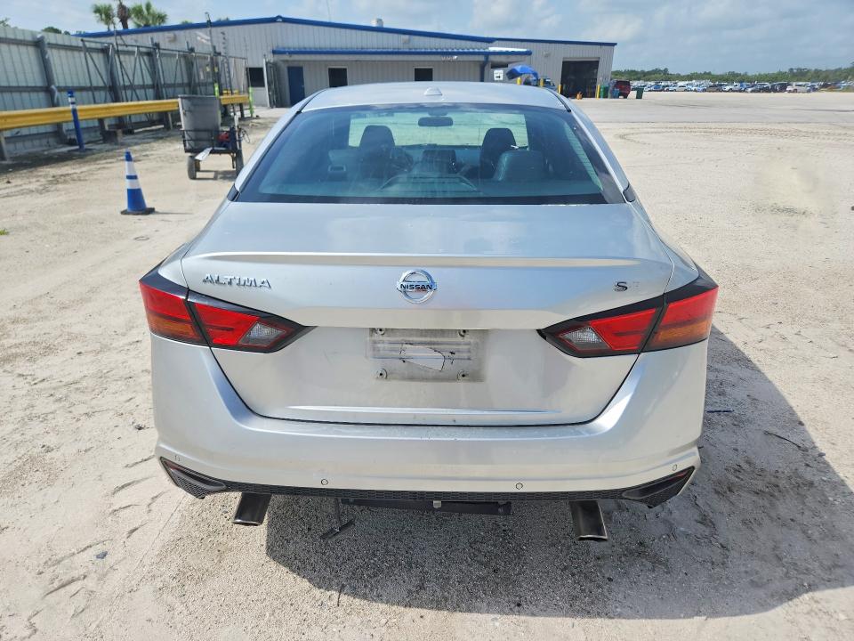 Продажа на аукционе авто 2020 Nissan Altima, vin: 1N4BL4CV9LC221832, номер лота: 61993396
