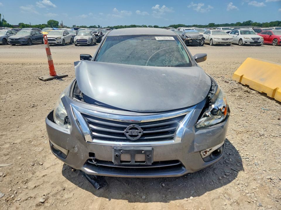 Продажа на аукционе авто 2015 Nissan Altima, vin: 1N4AL3AP3FC113818, номер лота: 61790316