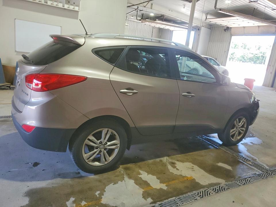 62025626 :رقم المزاد ، KM8JU3AC3BU126749 vin ، 2011 Hyundai Tucson مزاد بيع