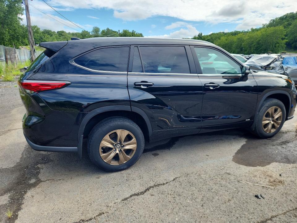 63465666 :رقم المزاد ، 5TDABRCH7PS594341 vin ، 2023 Toyota Highlander مزاد بيع
