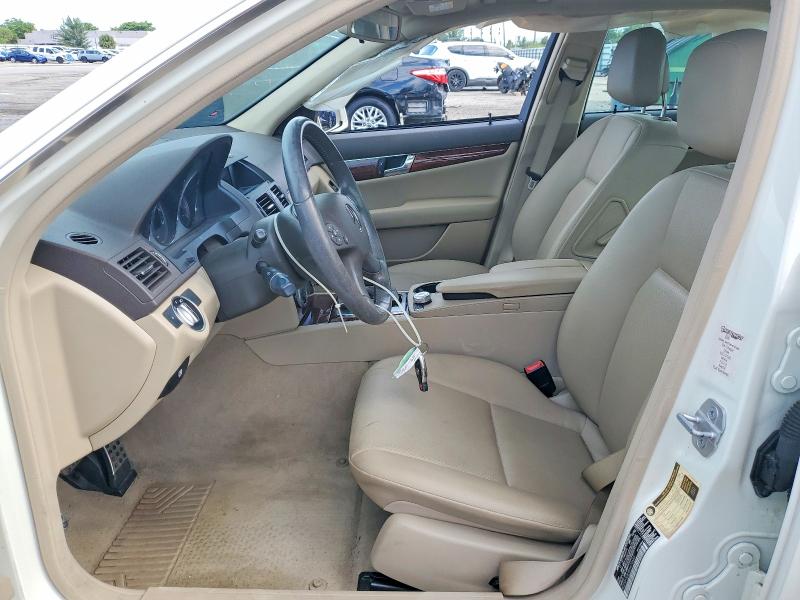 59838686 :رقم المزاد ، WDDGF5EB3BA479683 vin ، 2011 Mercedes-benz C مزاد بيع