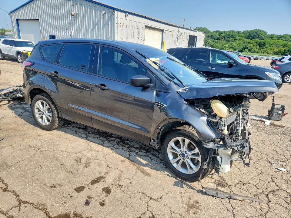 Продаж на аукціоні авто 2017 Ford Escape, vin: 1FMCU0F79HUE21236, номер лоту: 61909696