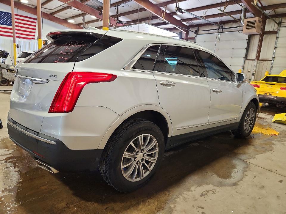 62627646 :رقم المزاد ، 1GYKNDRS3JZ103927 vin ، 2018 Cadillac Xt5 مزاد بيع