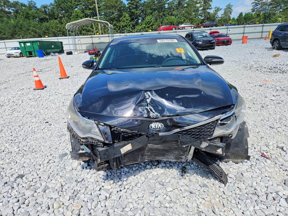 2017 Kia Optima მანქანა იყიდება აუქციონზე, vin: 5XXGT4L38HG147583, აუქციონის ნომერი: 58415786