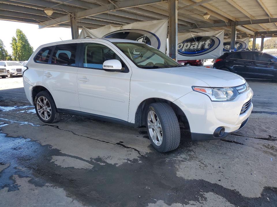 2014 Mitsubishi Outlander მანქანა იყიდება აუქციონზე, vin: JA4AD3A35EZ001791, აუქციონის ნომერი: 62723656