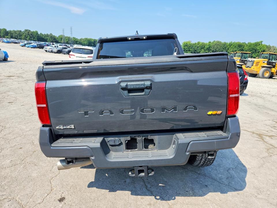 59201276 :رقم المزاد ، 3TYLB5JN9RT000561 vin ، 2024 Toyota Tacoma مزاد بيع