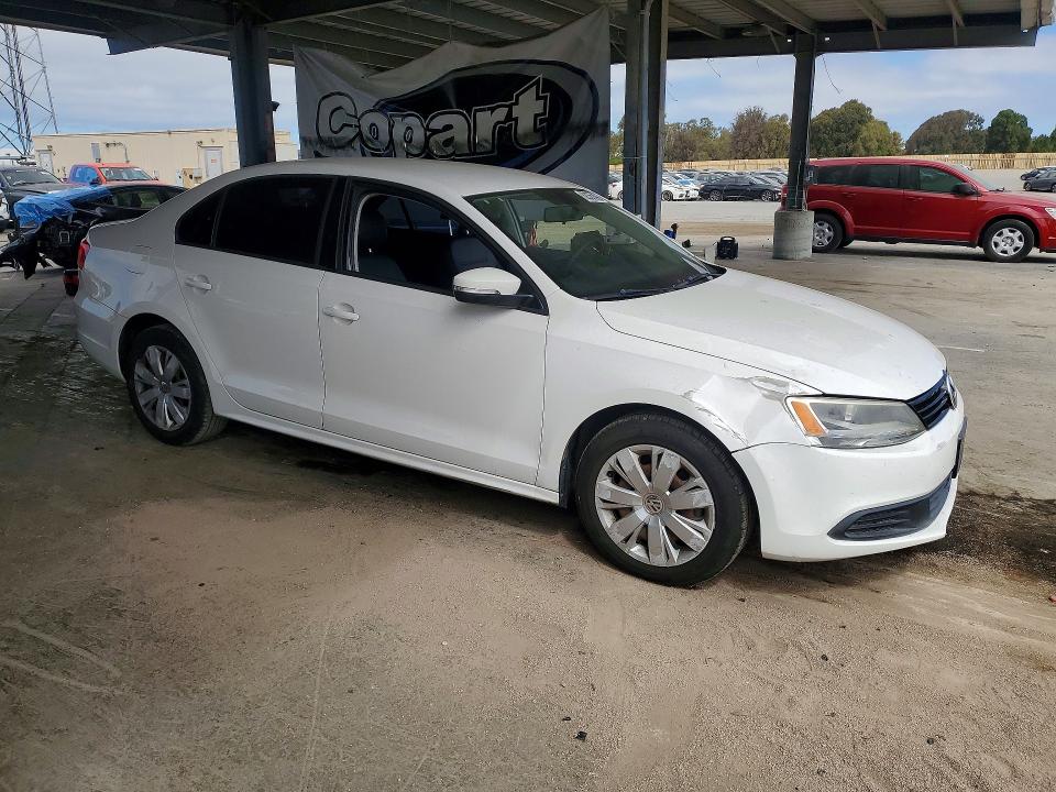 2014 Volkswagen Jetta მანქანა იყიდება აუქციონზე, vin: 3VWD17AJ1EM382071, აუქციონის ნომერი: 62355396