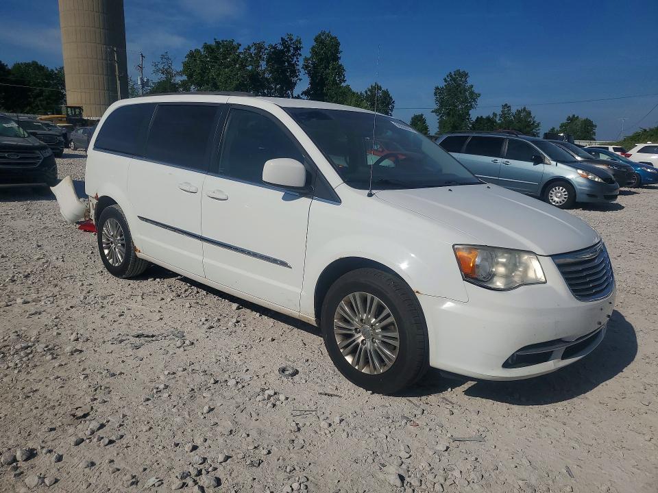 59260676 :رقم المزاد ، 2C4RC1CG4FR519905 vin ، 2015 Chrysler Town & Country مزاد بيع