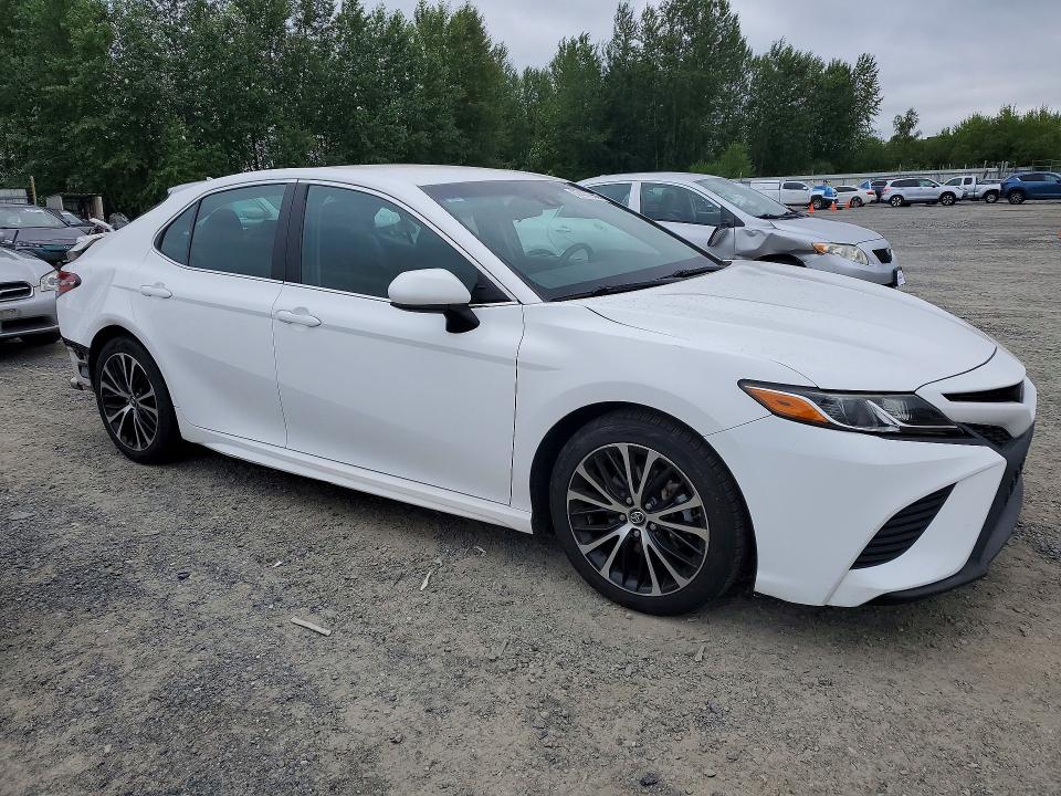 2018 Toyota Camry მანქანა იყიდება აუქციონზე, vin: 4T1B11HK0JU598291, აუქციონის ნომერი: 57431966