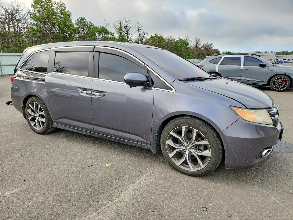 61230536 :رقم المزاد ، 5FNRL5H68EB073596 vin ، 2014 Honda Odyssey مزاد بيع