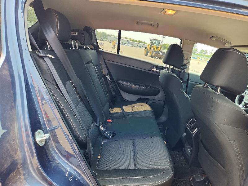 60883406 :رقم المزاد ، KNDPMCACXH7184489 vin ، 2017 Kia Sportage مزاد بيع
