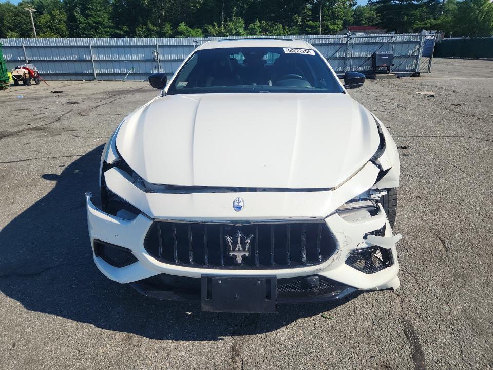 Продажа на аукционе авто 2022 Maserati Ghibli, vin: ZAM57YTM2NX386980, номер лота: 63222206
