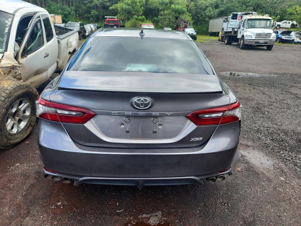 2022 Toyota Camry მანქანა იყიდება აუქციონზე, vin: 4T1K61AK5NU051826, აუქციონის ნომერი: 61049676