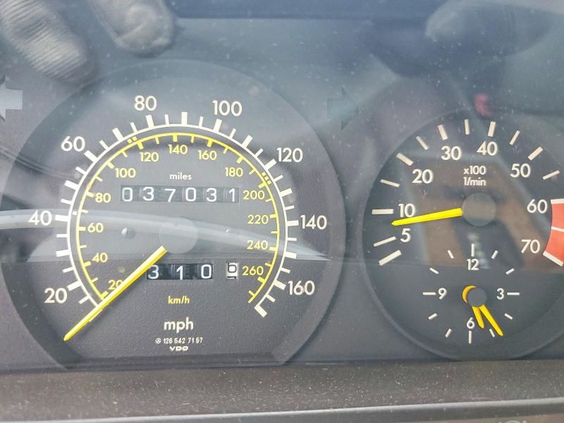 58032006 :رقم المزاد ، WDBCA39D7JA398223 vin ، 1988 Mercedes-benz 560 مزاد بيع