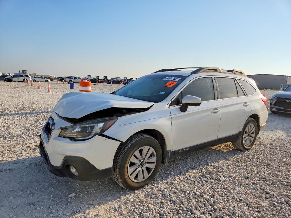 61641886 :رقم المزاد ، 4S4BSADC1J3224659 vin ، 2018 Subaru Outback مزاد بيع