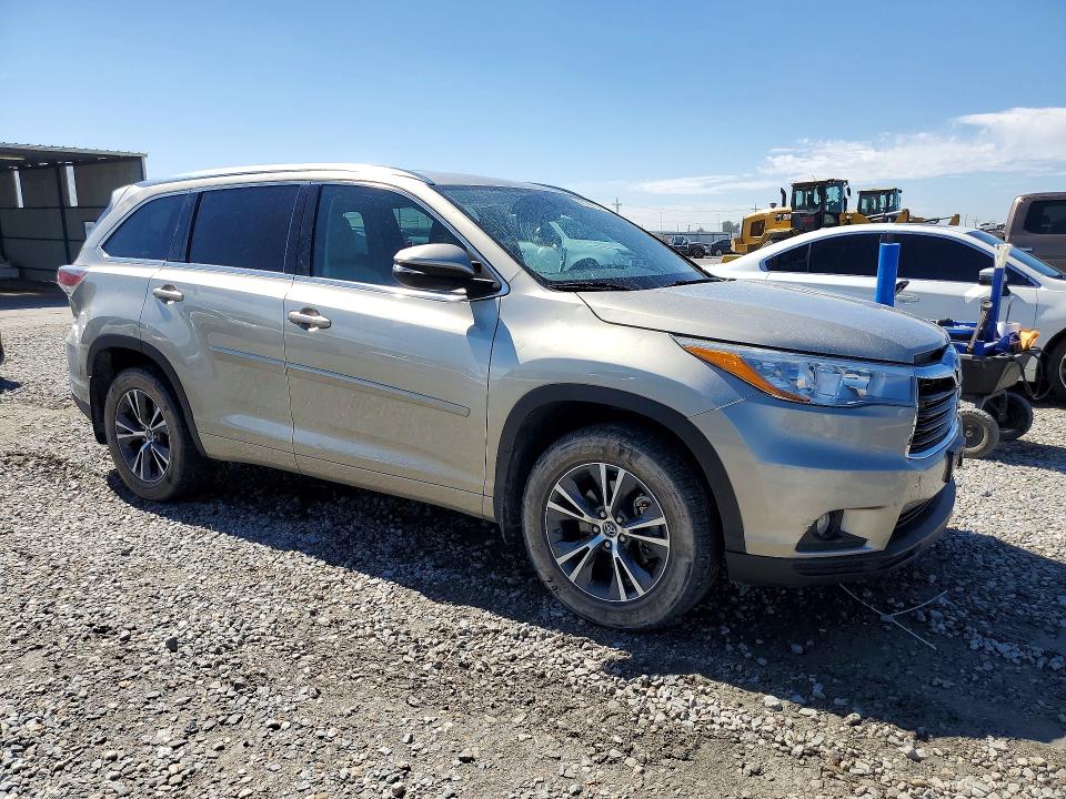 60198736 :رقم المزاد ، 5TDJKRFH4GS338198 vin ، 2016 Toyota Highlander مزاد بيع