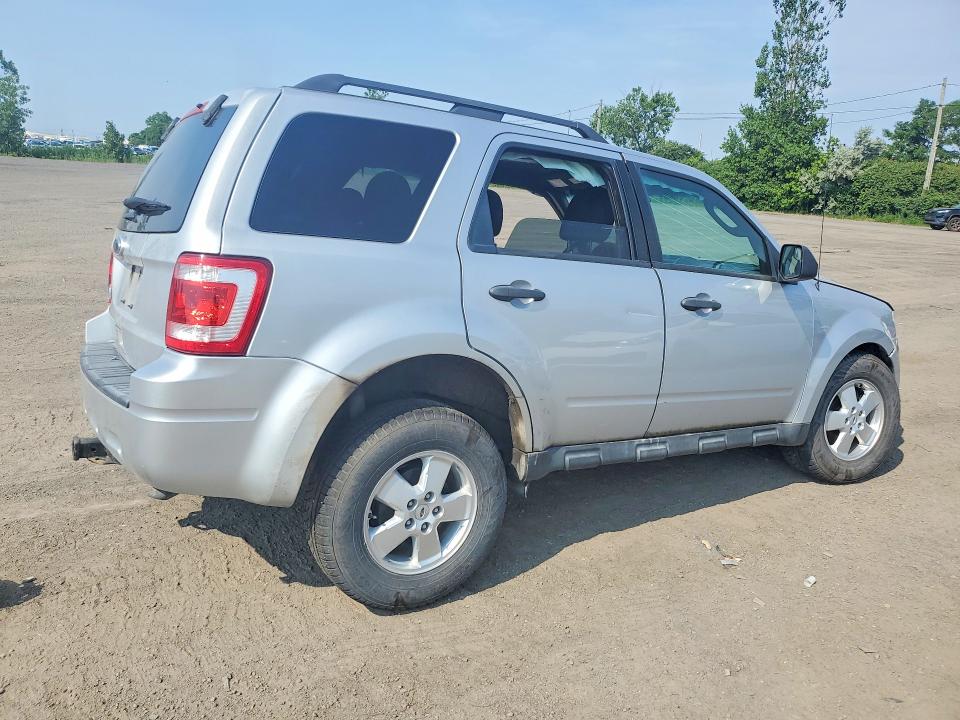 2011 Ford Escape მანქანა იყიდება აუქციონზე, vin: 1FMCU0D73BKB39843, აუქციონის ნომერი: 59587146