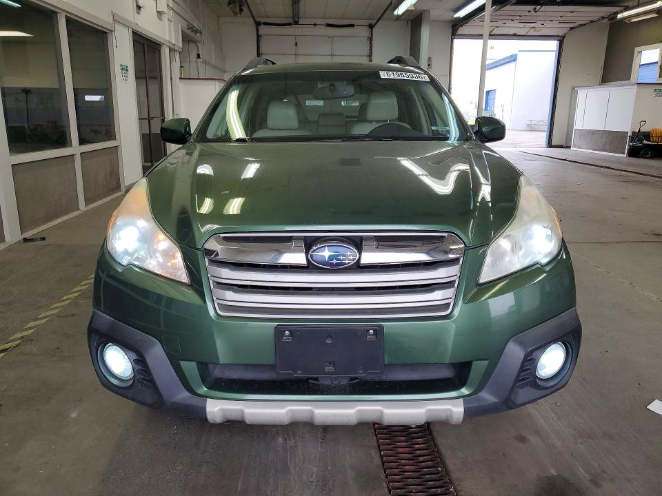 2013 Subaru Outback მანქანა იყიდება აუქციონზე, vin: 4S4BRBKC0D3208140, აუქციონის ნომერი: 61965936