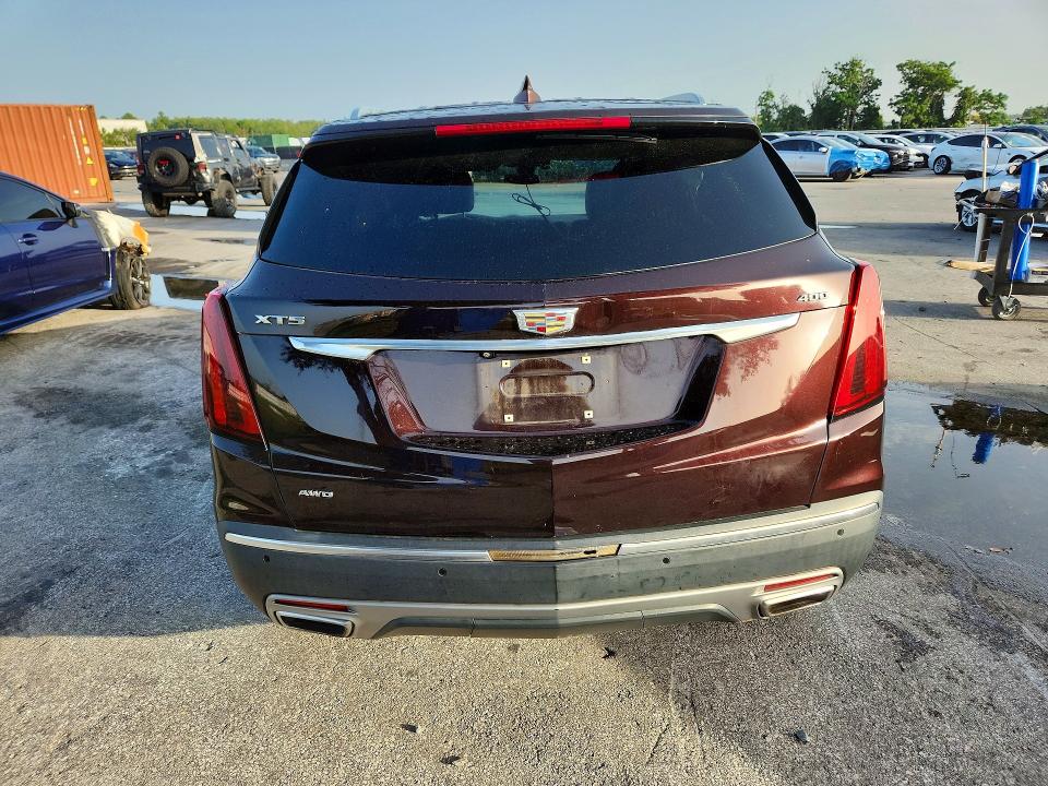 59400696 :رقم المزاد ، 1GYKNDRS7LZ145097 vin ، 2020 Cadillac Xt5 مزاد بيع