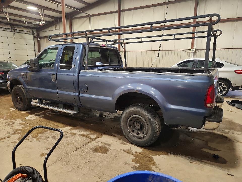 61940276 :رقم المزاد ، 1FTNX21S44ED22372 vin ، 2004 Ford F250 مزاد بيع