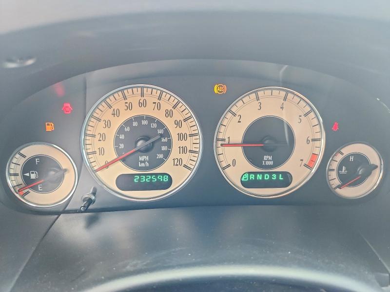 2001 Chrysler Town & Country მანქანა იყიდება აუქციონზე, vin: 2C8GP54L11R236755, აუქციონის ნომერი: 61293676