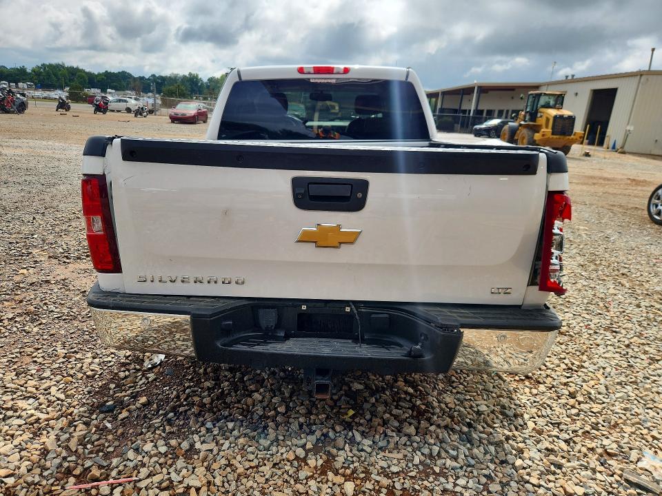 60747366 :رقم المزاد ، 3GCPKTE75DG168833 vin ، 2013 Chev Other مزاد بيع