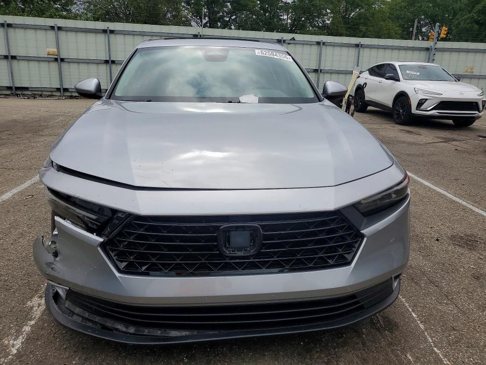 62584356 :رقم المزاد ، 1HGCY1F32PA023041 vin ، 2023 Honda Accord مزاد بيع