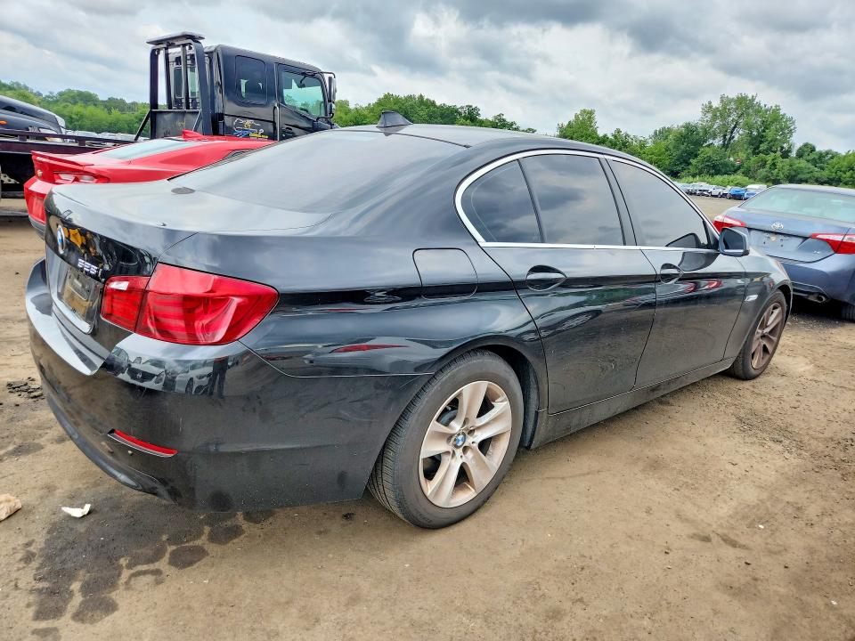 Продаж на аукціоні авто 2011 Bmw 528, vin: WBAFR1C57BC736753, номер лоту: 63024236