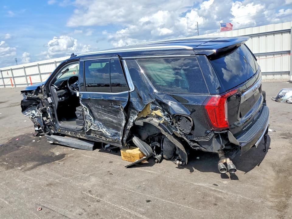 60899736 :رقم المزاد ، 1GKS1DKL6MR318392 vin ، 2021 Gmc Yukon مزاد بيع