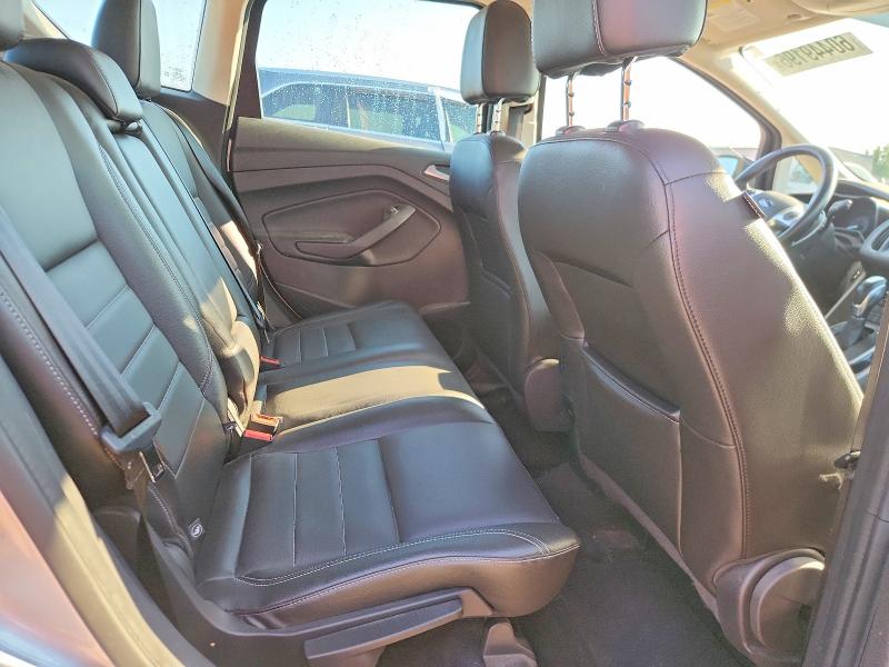 60449196 :رقم المزاد ، 1FADP5CU8FL100899 vin ، 2015 Ford C-max مزاد بيع