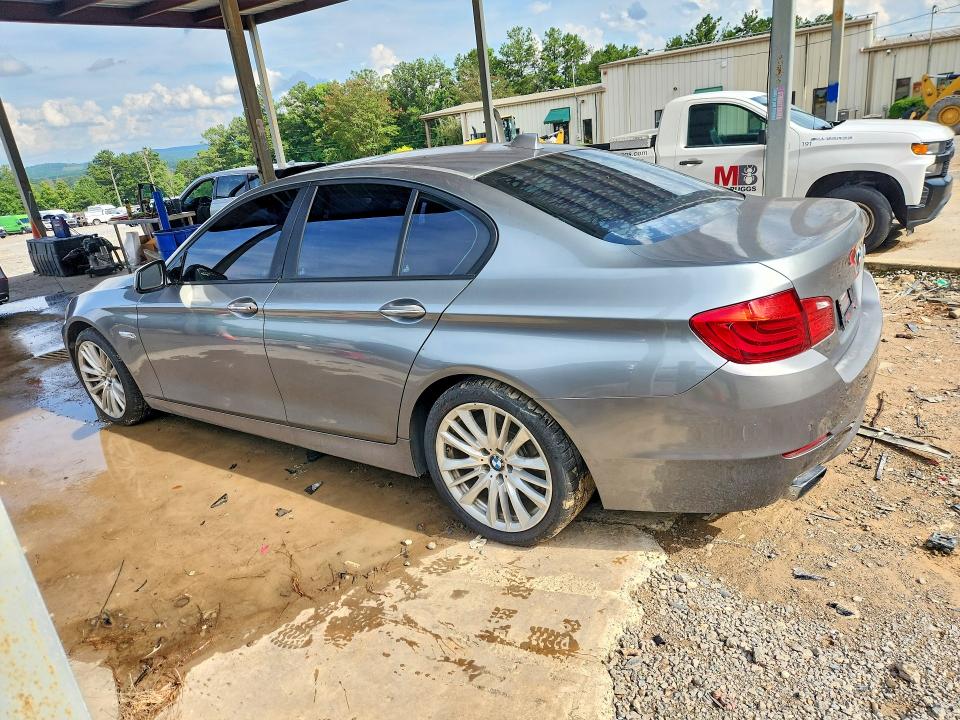 2011 Bmw 550 მანქანა იყიდება აუქციონზე, vin: WBAFR9C52BC270857, აუქციონის ნომერი: 60152766