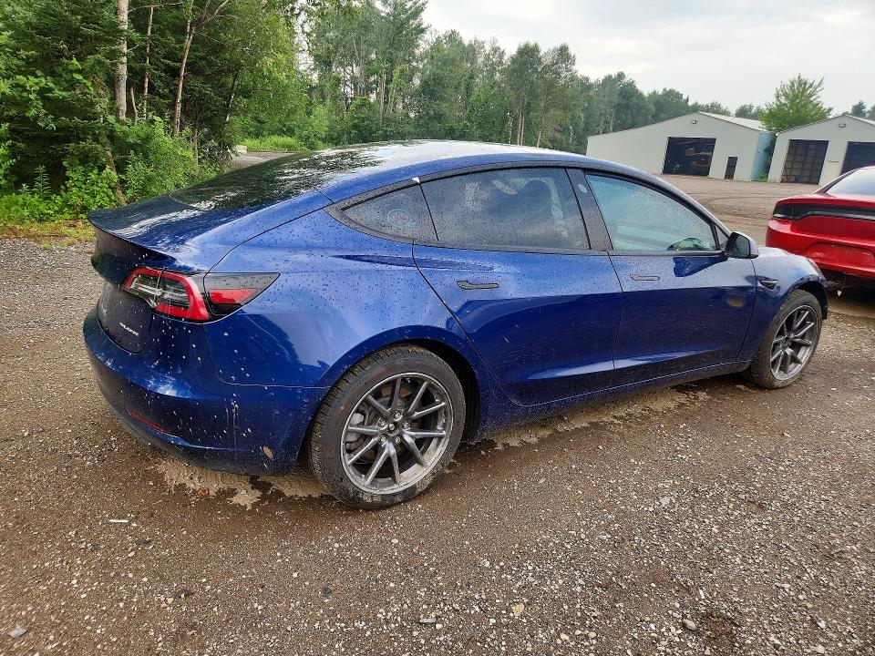 61728226 :رقم المزاد ، 5YJ3E1EBXJF120454 vin ، 2018 Tesla Model 3 مزاد بيع