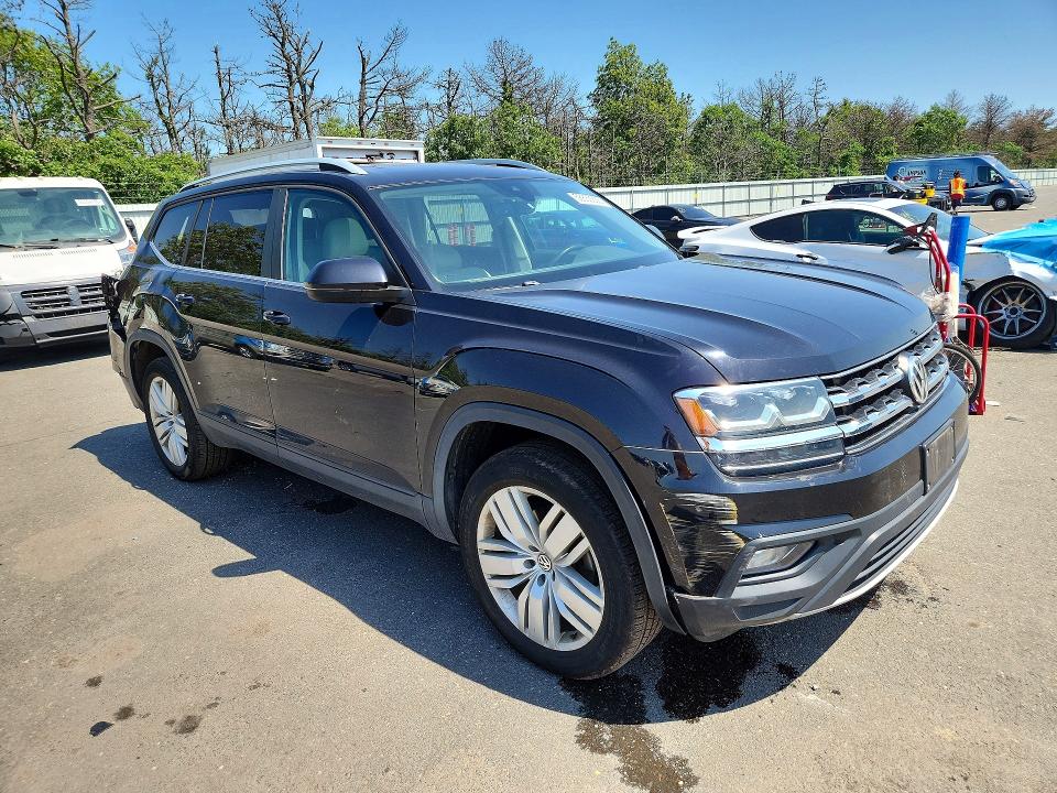 58835836 :رقم المزاد ، 1V2UR2CAXKC581496 vin ، 2019 Volkswagen Atlas مزاد بيع