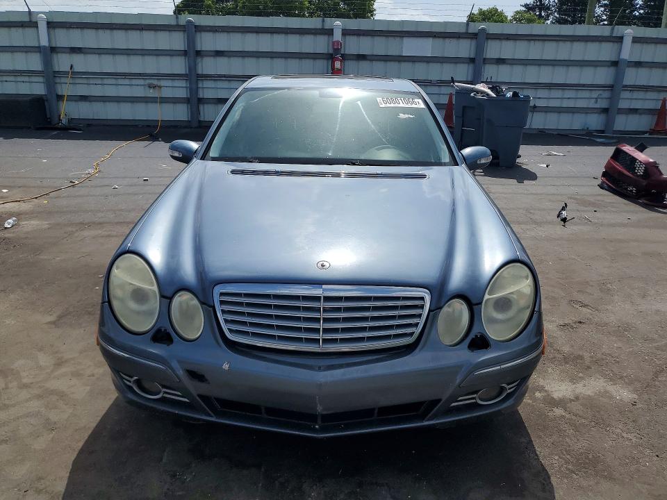 60801066 :رقم المزاد ، WDBUF56J06A912044 vin ، 2006 Mercedes-benz E مزاد بيع