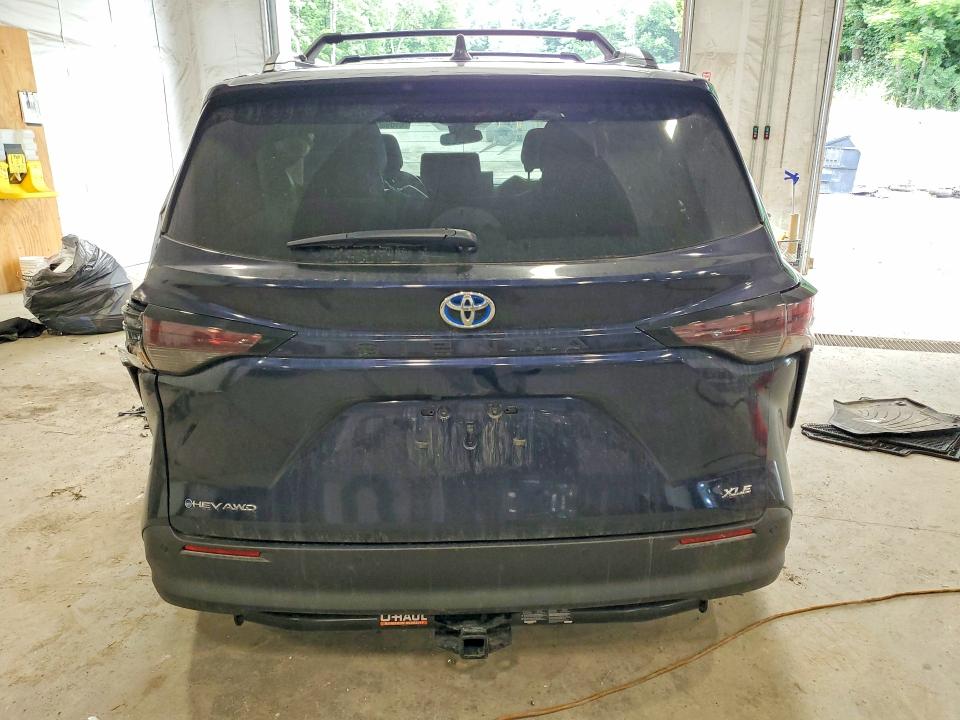 61098046 :رقم المزاد ، 5TDJSKFC8SS177374 vin ، 2025 Toyota Sienna مزاد بيع