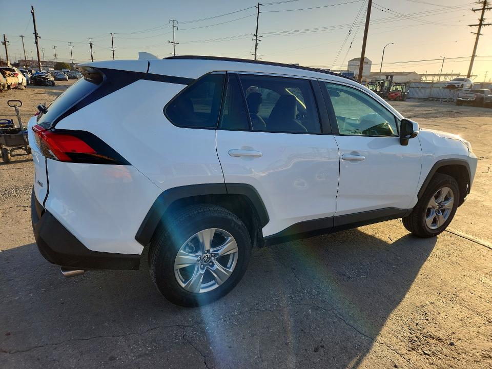Aukcja sprzedaży 2024 Toyota Rav4, vin: 2T3W1RFV4RC268574, numer aukcji: 61370156