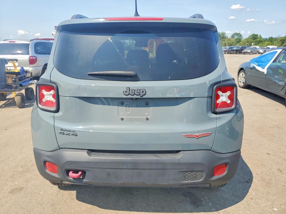 2017 Jeep Renegade მანქანა იყიდება აუქციონზე, vin: ZACCJBCB4HPG37126, აუქციონის ნომერი: 62102456