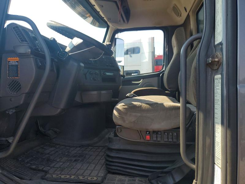 Aukcja sprzedaży 2014 Volvo Vn, vin: 4V4NC9EH9EN173286, numer aukcji: 61906006