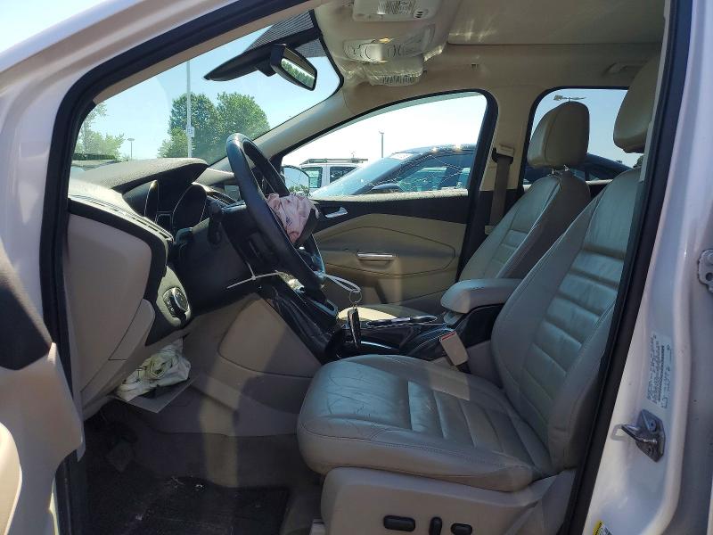 Продажа на аукционе авто 2016 Ford Escape, vin: 1FMCU9J91GUC49540, номер лота: 60131196