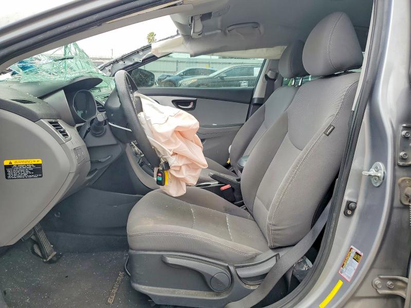 60200436 :رقم المزاد ، KMHDH4AE6FU280046 vin ، 2015 Hyundai Elantra مزاد بيع
