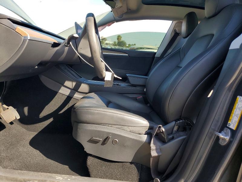 62676996 :رقم المزاد ، 7SAYGDEE4PA113102 vin ، 2023 Tesla Model Y مزاد بيع