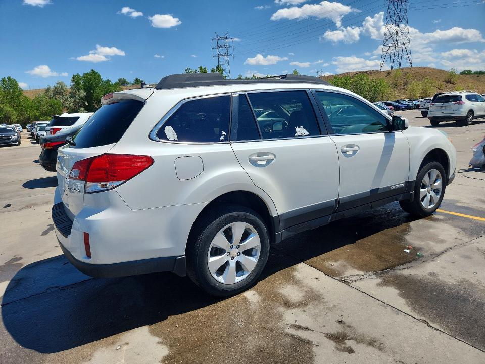 60584016 :رقم المزاد ، 4S4BRCFC9C3275978 vin ، 2012 Subaru Outback مزاد بيع