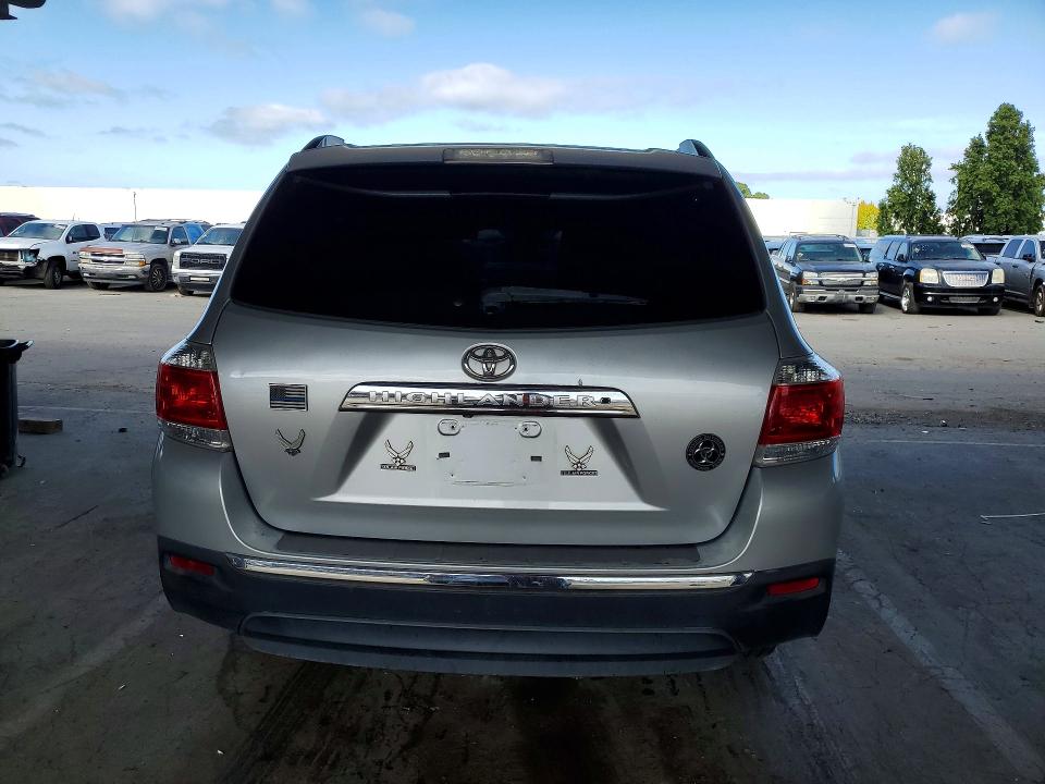 Продаж на аукціоні авто 2013 Toyota Highlander, vin: 5TDZK3EH6DS135729, номер лоту: 58843666