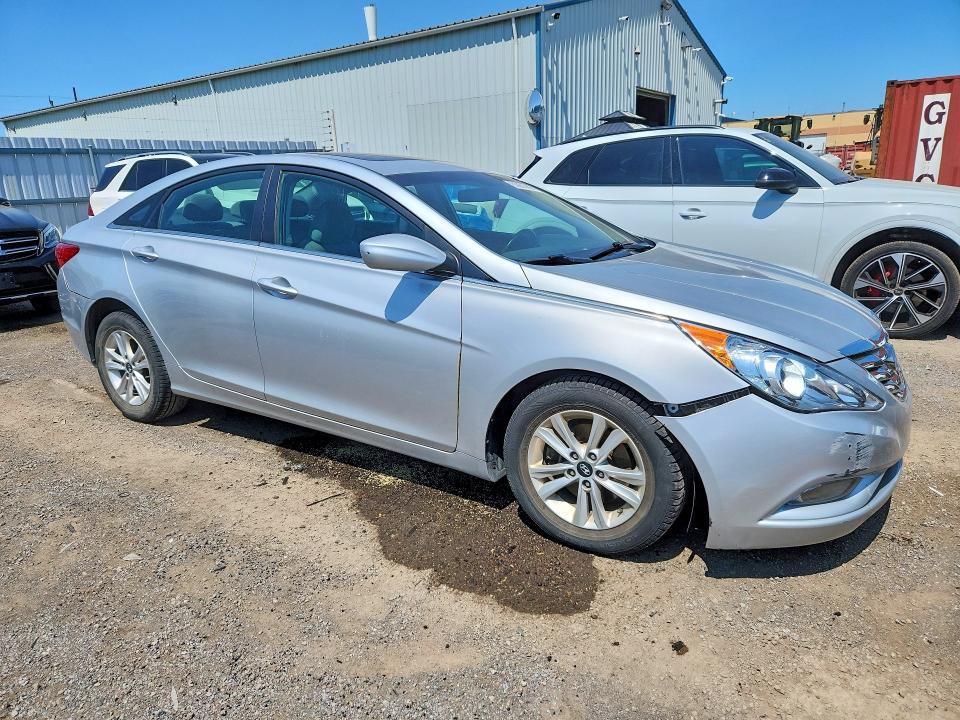 2013 Hyundai Sonata მანქანა იყიდება აუქციონზე, vin: 5NPEB4AC4DH656937, აუქციონის ნომერი: 61051446