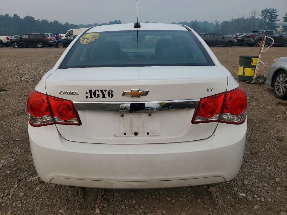 Продажа на аукционе авто 2016 Chevrolet Cruze Limited, vin: 1G1PE5SB7G7217423, номер лота: 61287226