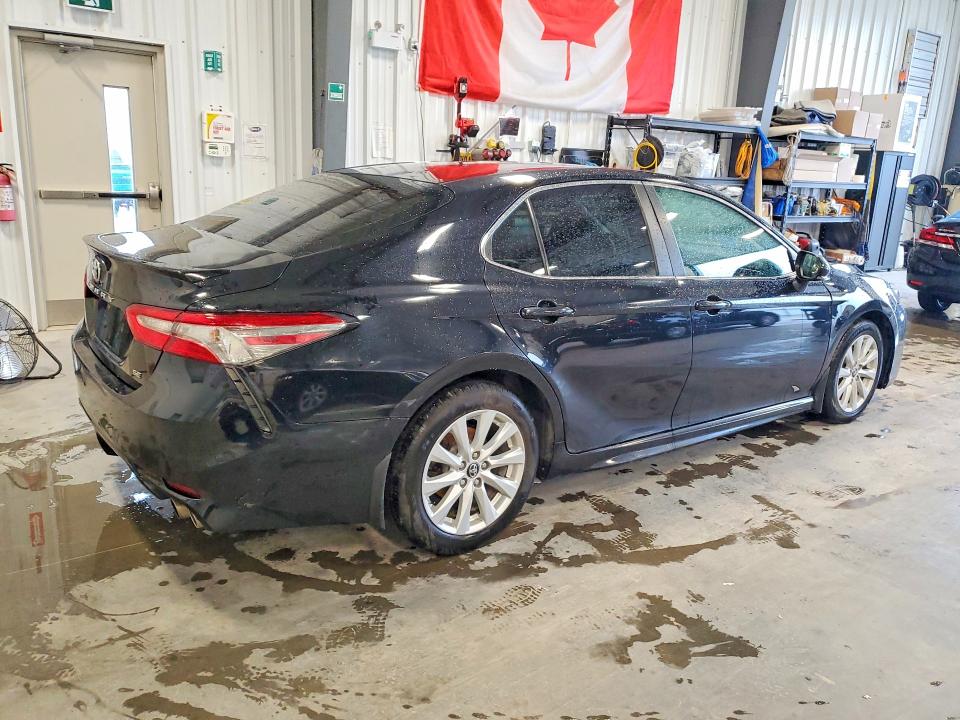 Продаж на аукціоні авто 2019 Toyota Camry, vin: 4T1B11HK0KU688624, номер лоту: 60432206
