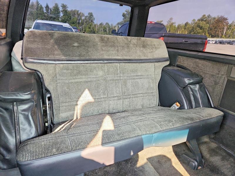 61700786 :رقم المزاد ، 1GNCS18R4J0132185 vin ، 1988 Chevrolet Blazer مزاد بيع