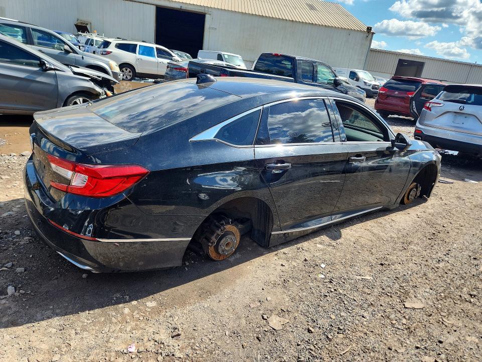 Продаж на аукціоні авто 2018 Honda Accord, vin: 1HGCV1F52JA113050, номер лоту: 60154486