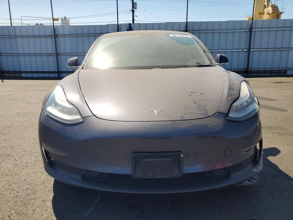 2018 Tesla Model 3 მანქანა იყიდება აუქციონზე, vin: 5YJ3E1EA8JF059435, აუქციონის ნომერი: 62112226